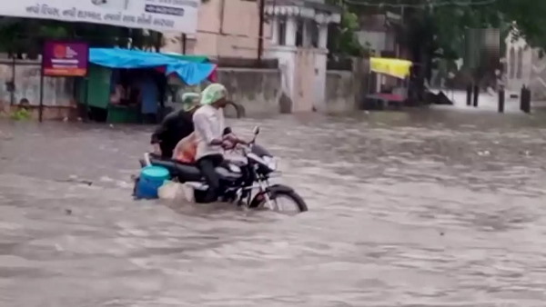 आणंद के इन इलाकों में जलभराव