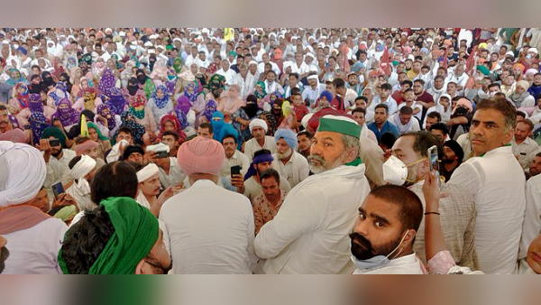 दिल्ली के सीमावर्ती स्थलों पर जमे हैं प्रदर्शनकारी