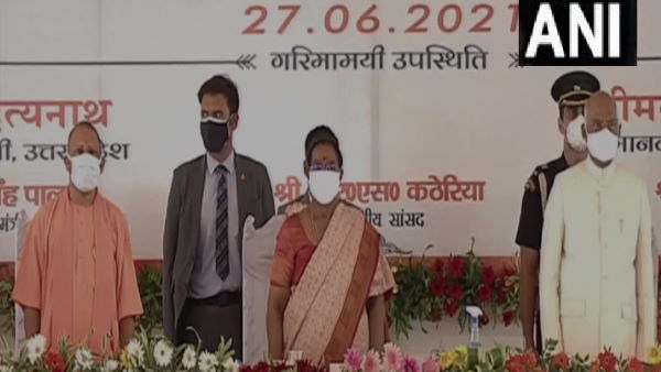 'मैं कहीं भी रहूं, मेरे गांव की मिट्टी की खुशबू हमेशा मेरे हृदय में विद्यमान रहती है' 'मैं कहीं भी रहूं, मेरे गांव की मिट्टी की खुशबू हमेशा मेरे हृदय में विद्यमान रहती है'