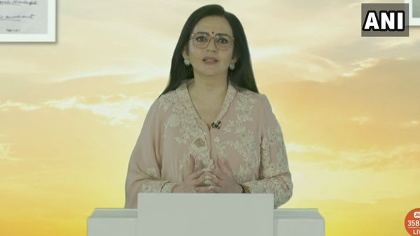 Reliance launches Mission Vaccine Suraksha will vaccinate 20 lakh employees for free Reliance launches Mission Vaccine Suraksha will vaccinate 20 lakh employees for free