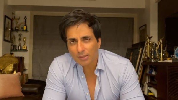 खुद बेबस नजर आए सोनू सूद खुद बेबस नजर आए सोनू सूद