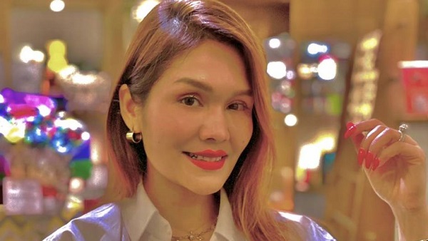 Indian Idol 12 Controversy: Singer Neha Kakkar Sister Sonu Kakker Trolled for Singing Nusrat Fateh Ali Khan song Indian Idol 12 Controversy: Singer Neha Kakkar Sister Sonu Kakker Trolled for Singing Nusrat Fateh Ali Khan song