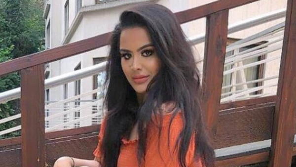 चर्चा में बनी रहती हैं त्रिशाला चर्चा में बनी रहती हैं त्रिशाला