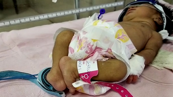 माइक से अनाउंसमेंट भी करवाया माइक से अनाउंसमेंट भी करवाया