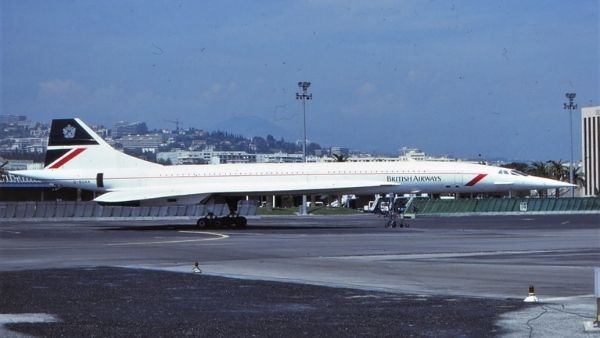 क्या होता है सुपरसोनिक फ्लाइट ?