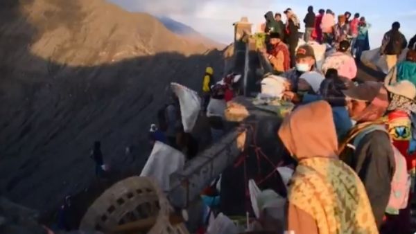 एक लाख है आबादी