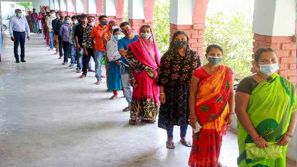 हाई रिस्क वालों को हर साल बूस्टर डोज की जरूरत ! हाई रिस्क वालों को हर साल बूस्टर डोज की जरूरत !
