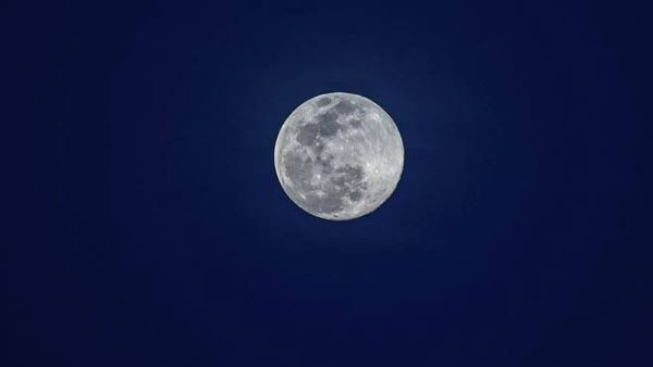 ज्येष्ठ पूर्णिमा पर कीजिए चंद्रदेव के इन 111 नामों का जाप...