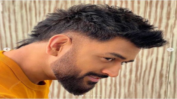 लंबे बालों वाला लुक भी युवाओं के सिर चड़कर बोला था