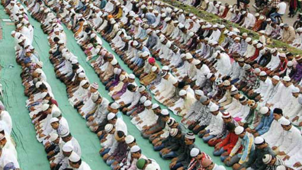 कुर्बानी के 'बकरे' के गोश्त को तीन हिस्सों में बांटा जाता है 