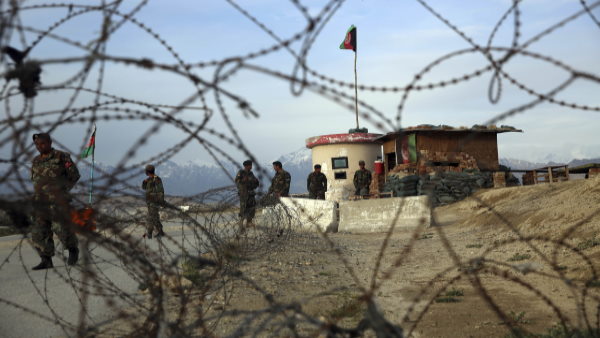 अफगान बलों की चौकियों से करीब 3 अरब पाकिस्तानी रुपए मिले 