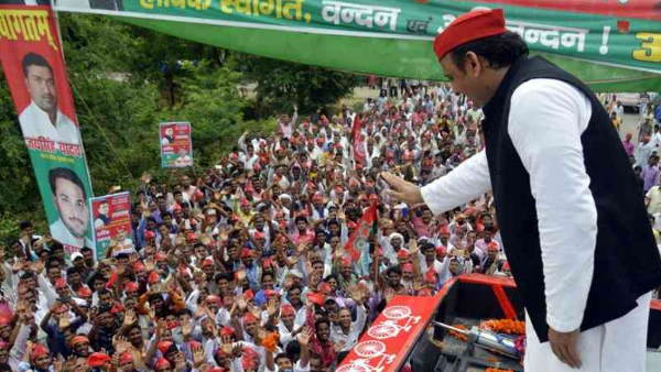 2000 में ऐसे हुई राजनीतिक पारी की शुरुआत