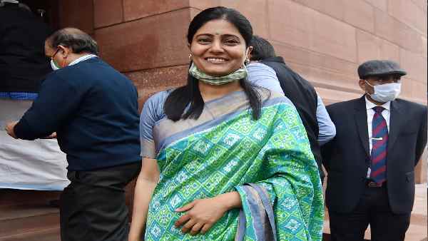 अनुप्रिया पटेल की संपत्ति