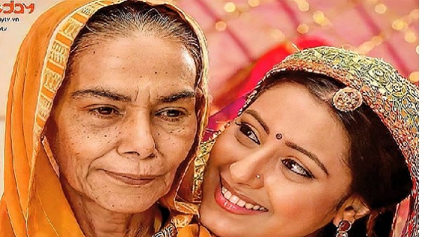 सुरेखा ने हेमंत रेगे से शादी की थी सुरेखा ने हेमंत रेगे से शादी की थी