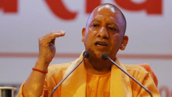 CM Yogi approve one and half crore rupees to the treatment of lohia institute female doctor CM Yogi approve one and half crore rupees to the treatment of lohia institute female doctor