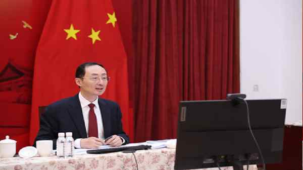 चीन के जश्न में शामिल हुए लेफ्ट के बड़े नेता