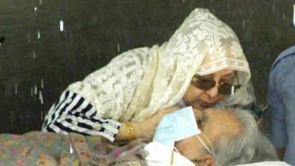 'सायरा बानो ने सिर पर हाथ रख पूछा था, दिलीप साहब पूछ रहे हैं आपका हाल'