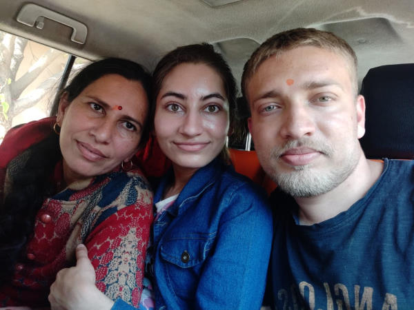 दिव्या सैनी का जीवन परिचय