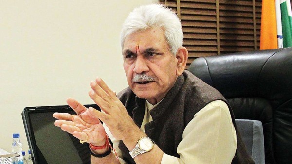 सुरेश रैना ने मनोज सिन्हा से भी की थी मुलाकात 