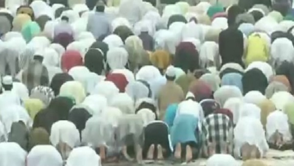 'बकरीद' पर भेजें बधाई संदेश (Eid-Ul-Adha 2021 Wishes)