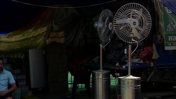 Power off in the area of Farmers protest site, they are doing protest