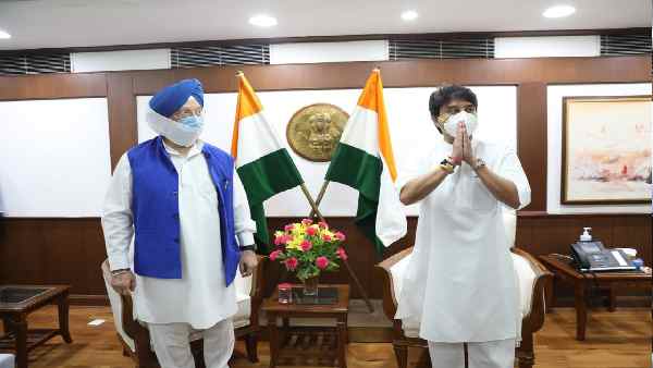 'एविएशन सिंधिया के डीएनए में है'