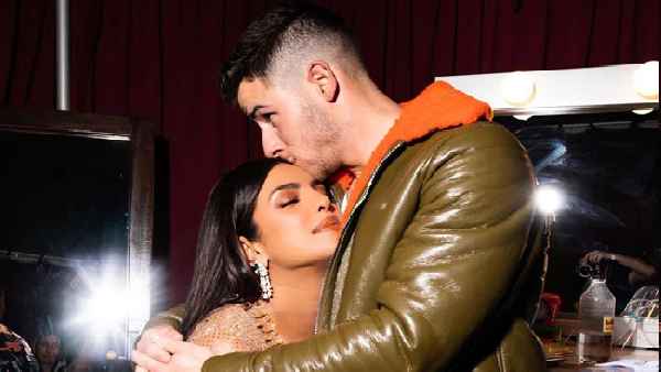 प्रियंका चोपड़ा ने इमोशनल पोस्‍ट के साथ लिखी ये विश 