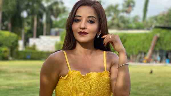 जल्द बॉलीवुड में भी दिखाई देगी मोनालिसा जल्द बॉलीवुड में भी दिखाई देगी मोनालिसा