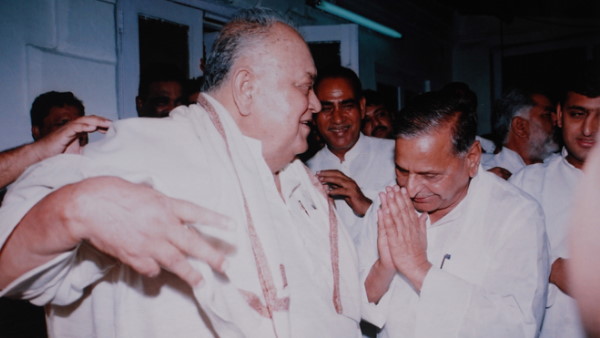 मुलायम ने जनेश्वर मिश्र से पूछा- किसे दिया जाए टिकट ?