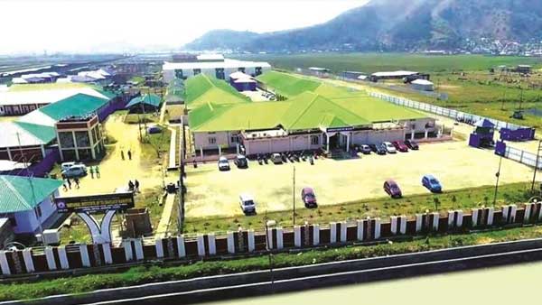 आग इधर भी, उधर भी