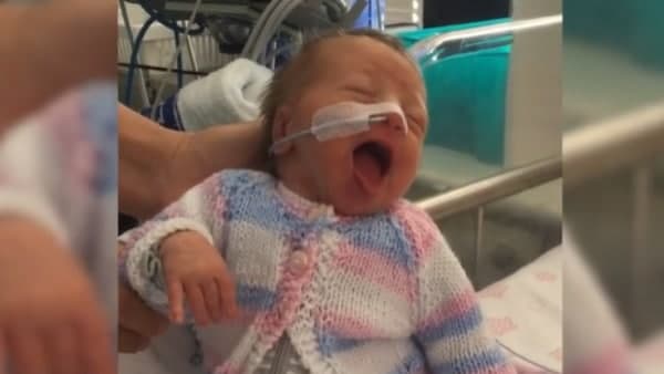 लाइलाज बीमारी से पीड़ित 5 महीने की लेक्सी 