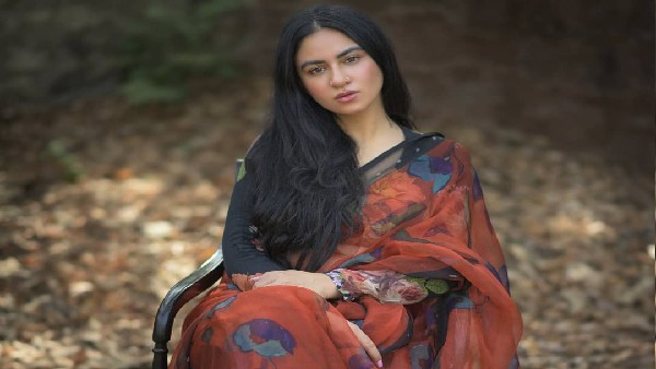 एक्ट्रेस ने ले ली केएफसी की मौज!