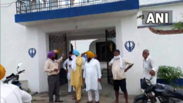 शादी के बीच से दूल्हा-दुल्हन का अपहरण शादी के बीच से दूल्हा-दुल्हन का अपहरण