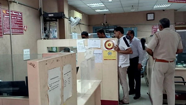 Rs 9 lakhs robbery from Punjab National Bank branch in Sonipat, police deployed CIA-2