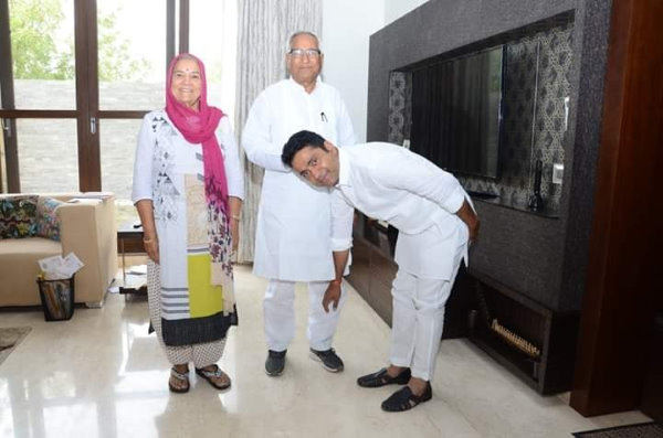 पिता की पहली जीत कस्वां का यादगार पल पिता की पहली जीत कस्वां का यादगार पल