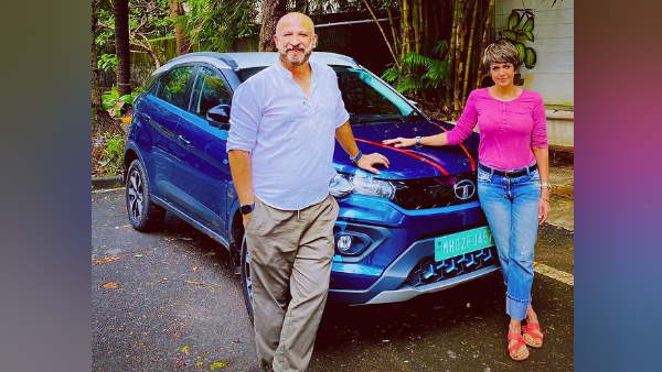 मंदिरा ने दिया राज की अर्थी को कंधा मंदिरा ने दिया राज की अर्थी को कंधा