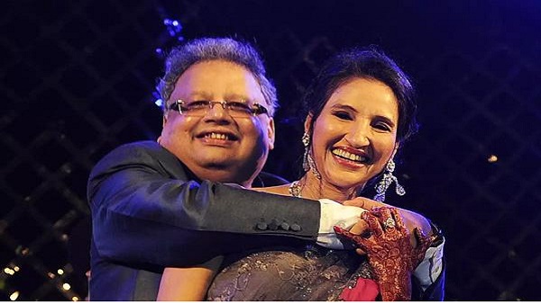 पत्नी के नाम और खुद के नाम से बनाई कंपनी 