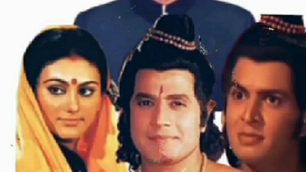 'रामायण' ने टीआरपी का नया रिकॉर्ड बनाया 'रामायण' ने टीआरपी का नया रिकॉर्ड बनाया