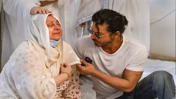 दिलीप साहब के घर गए थे शाहरुख