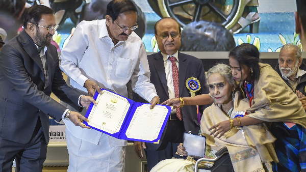 'अपने आप में एक पूरा संस्थान थीं सुरेखा सीकरी'