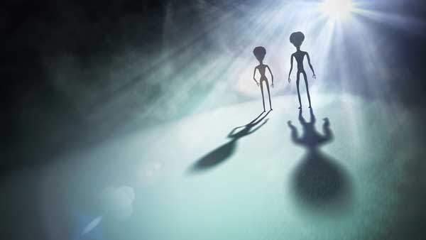 नासा की लाइव फीड में दिखे UFO