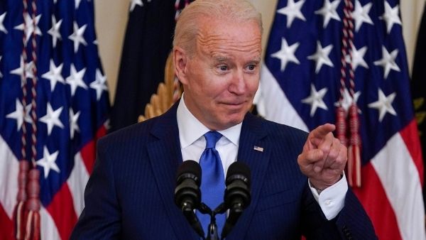 फेसबुक पर गलतफहमी फैलाने का आरोप