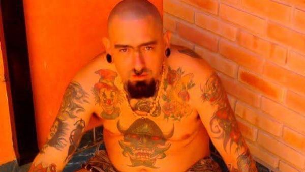 शैतान की तरह दिखने की चाहत शैतान की तरह दिखने की चाहत