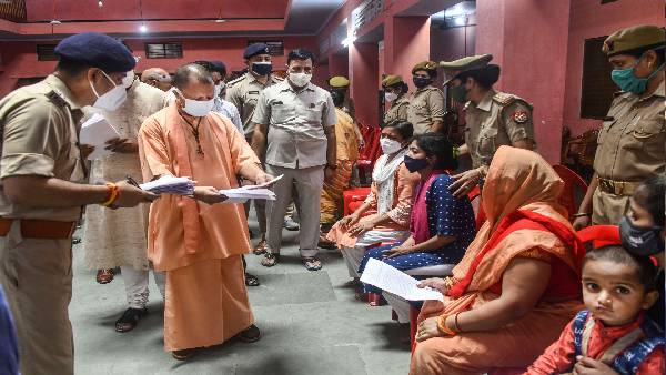 2 बच्चों के पिता को नौकरी में मिलेंगे 3 इंक्रीमेंट