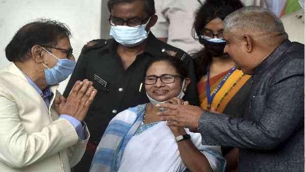 ममता और तीरथ सिंह रावत की स्थिति अलग है