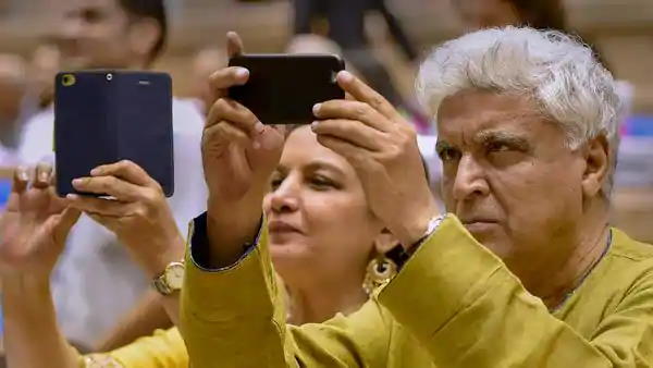 जावेद अख्तर को 3 साल लगातार मिला बेस्ट गीतकार अवॉर्ड 