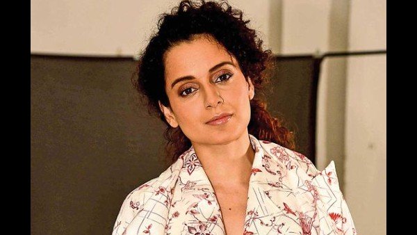 हंसकर कहा- मैं पेगासस के बारे में बात नहीं कर रही हंसकर कहा- मैं पेगासस के बारे में बात नहीं कर रही