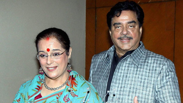 कलर्ड फोटोग्राफ भी आएगी ब्लैक एंड व्हाइट कलर्ड फोटोग्राफ भी आएगी ब्लैक एंड व्हाइट
