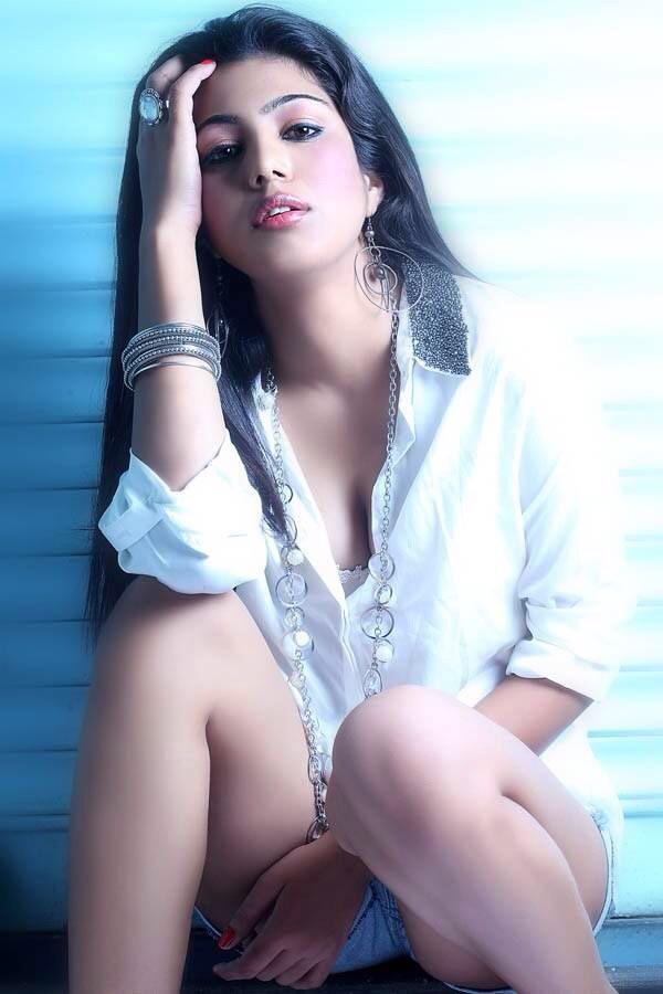 जल्द आएंगे तीन नए गाने जल्द आएंगे तीन नए गाने