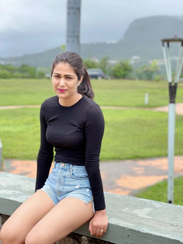 शॉर्ट फिल्म व धारावाहिकों में भी किया काम शॉर्ट फिल्म व धारावाहिकों में भी किया काम